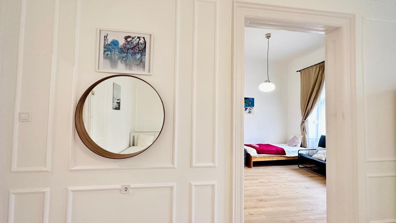 Jozsef 18 Apartment - 5 Mins To New York Cafe Budapest Ngoại thất bức ảnh