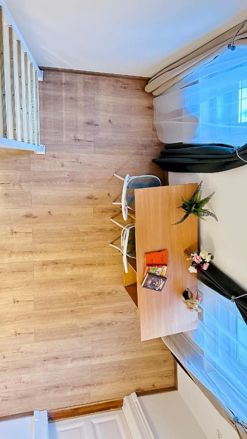 Jozsef 18 Apartment - 5 Mins To New York Cafe Budapest Ngoại thất bức ảnh